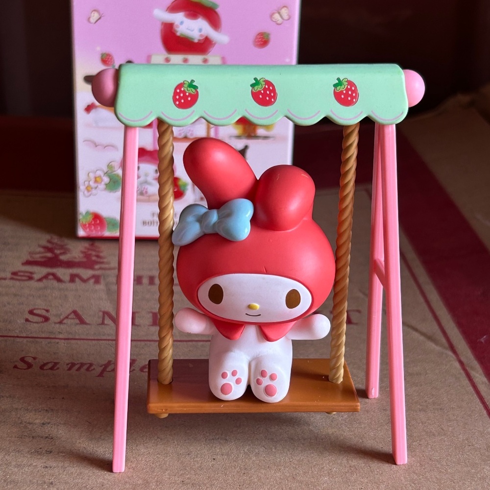 Sanrio Strawberry Farm My Melody Blind Box Figure